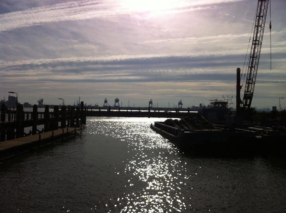 Hotel Torpedoloods Hoek van Holland Kültér fotó